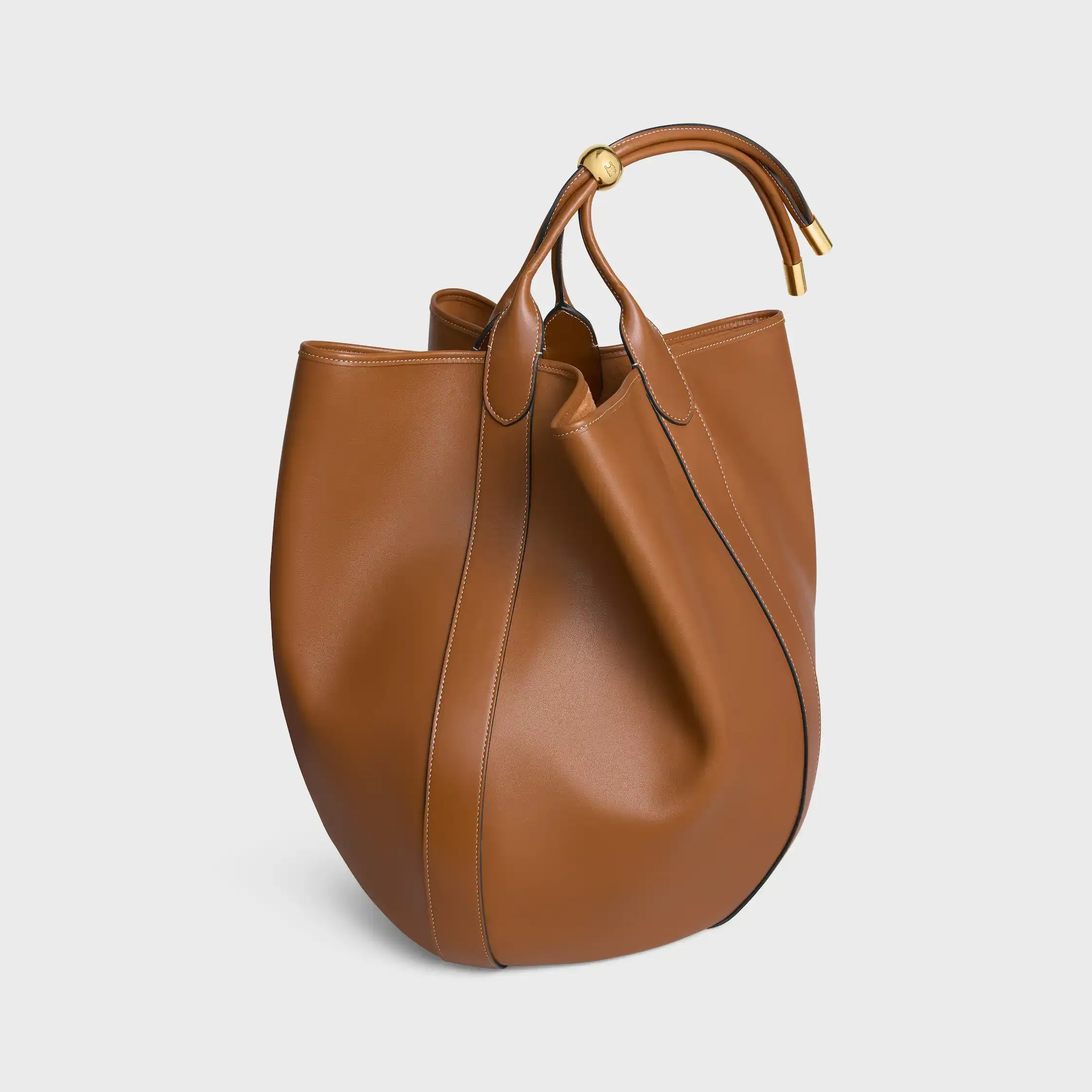 LARGE DROP BUCKET BAG IN SUPPLE SMOOTH CALFSKIN