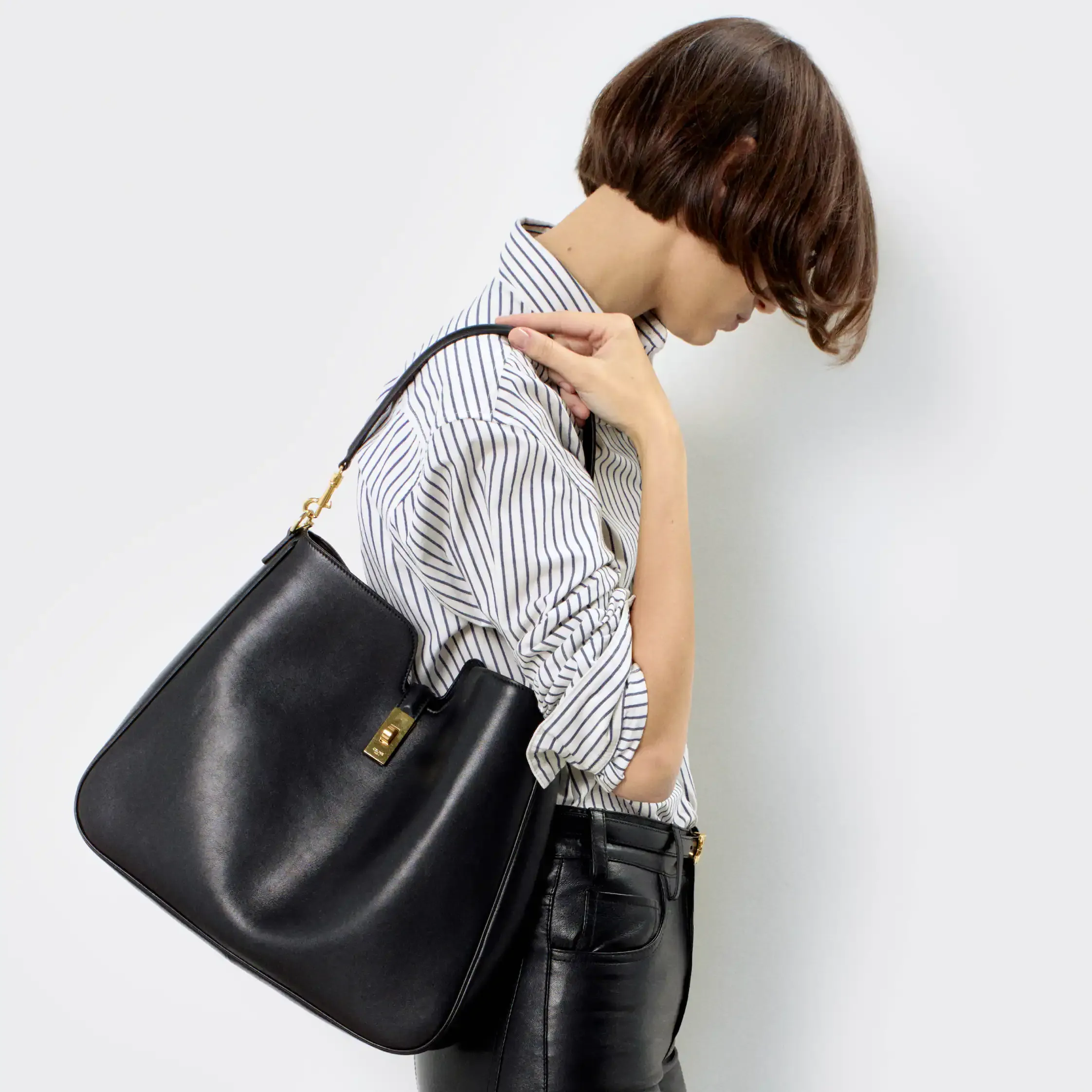 MEDIUM CAMILLE 16 SOFT BAG IN SMOOTH CALFSKIN