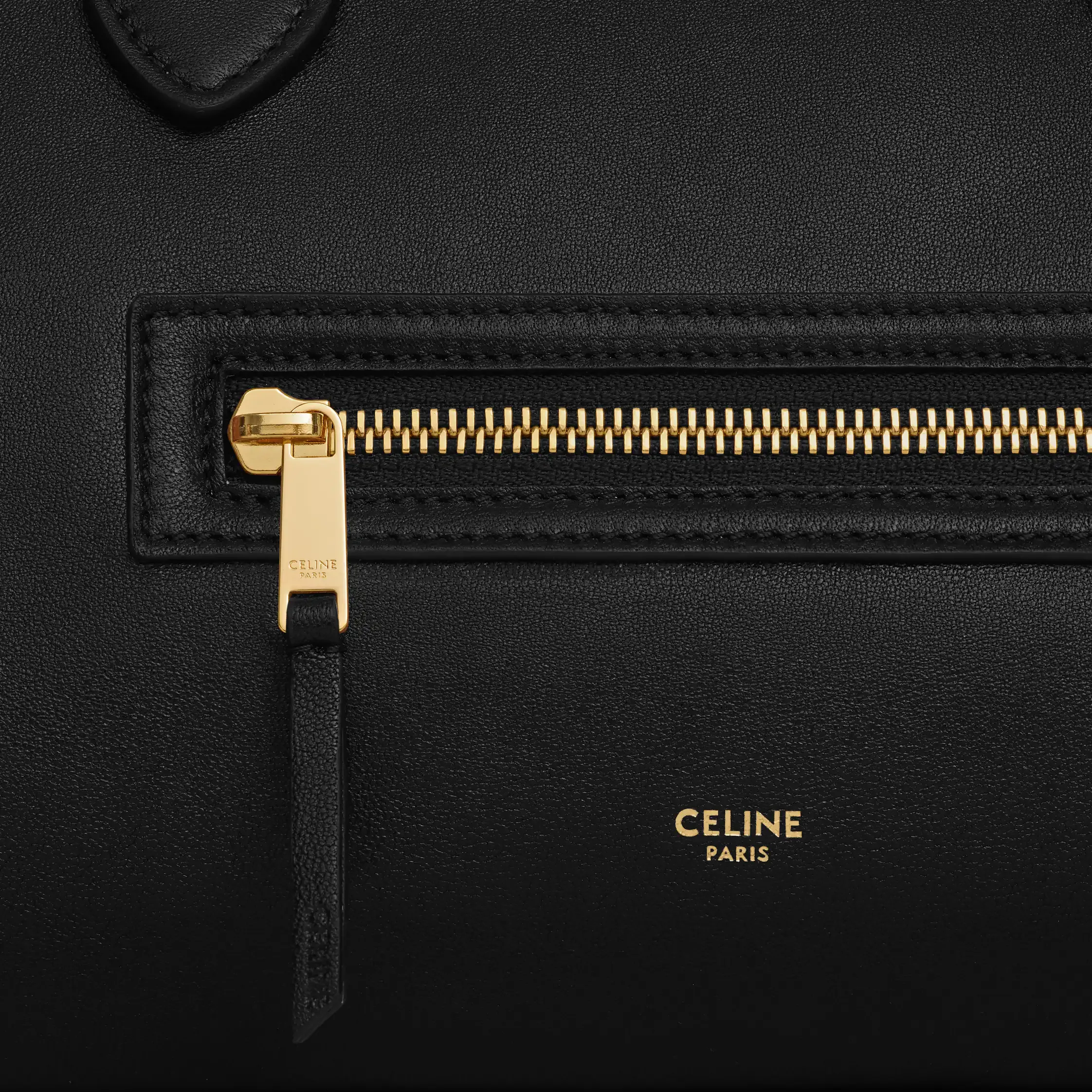 LUGGAGE IN SUPPLE SHINY LAMBSKIN