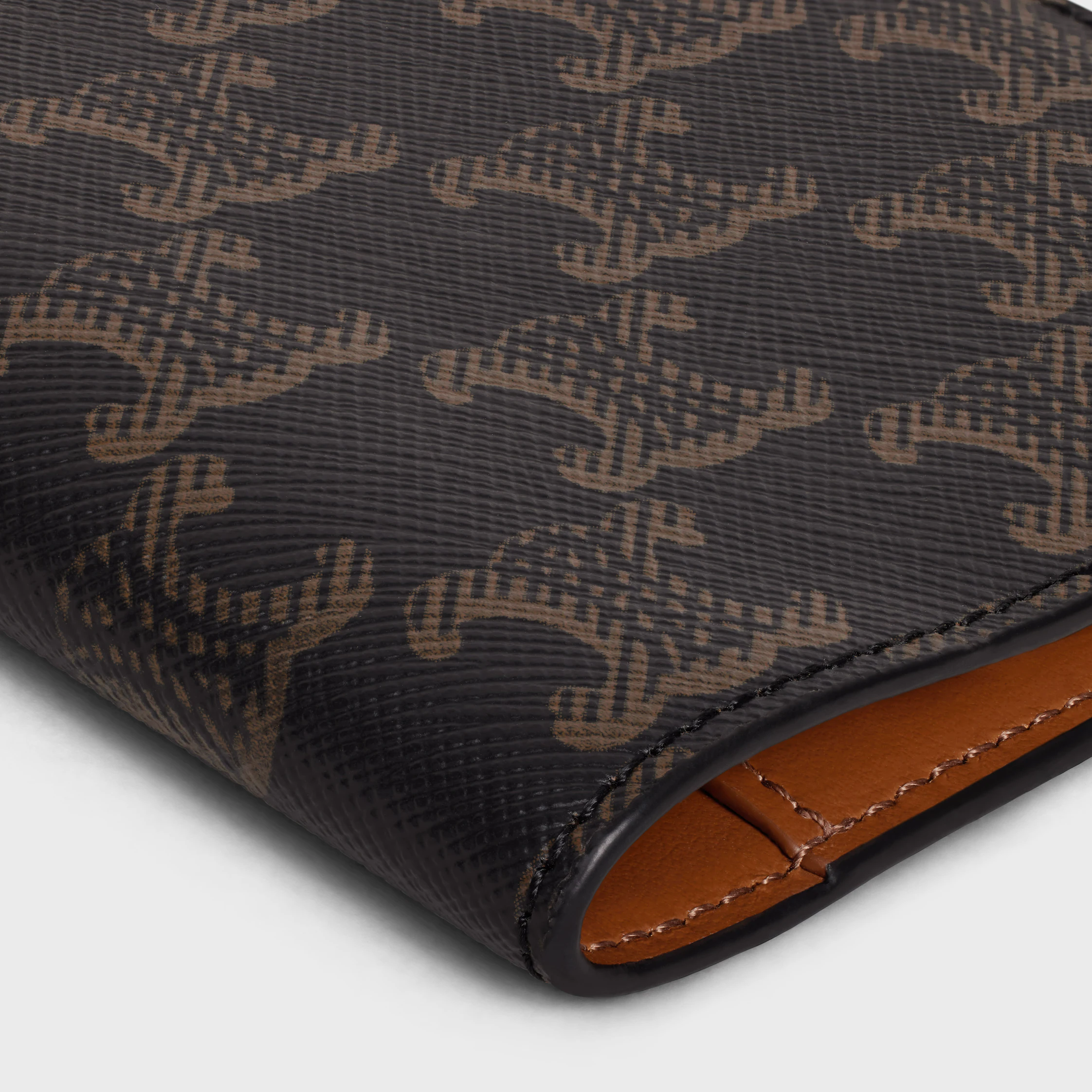 PASSPORT COVER IN TRIOMPHE CANVAS