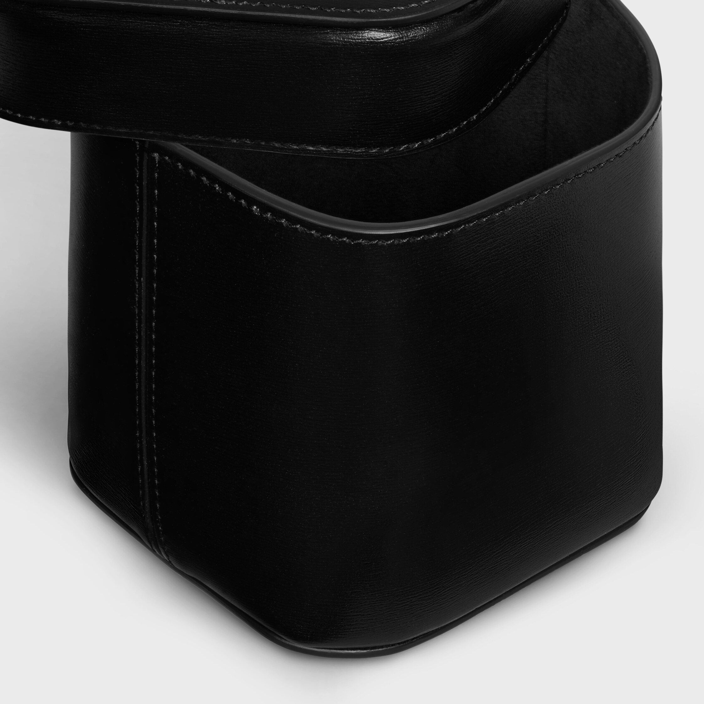 Small Box in Shiny Calfskin