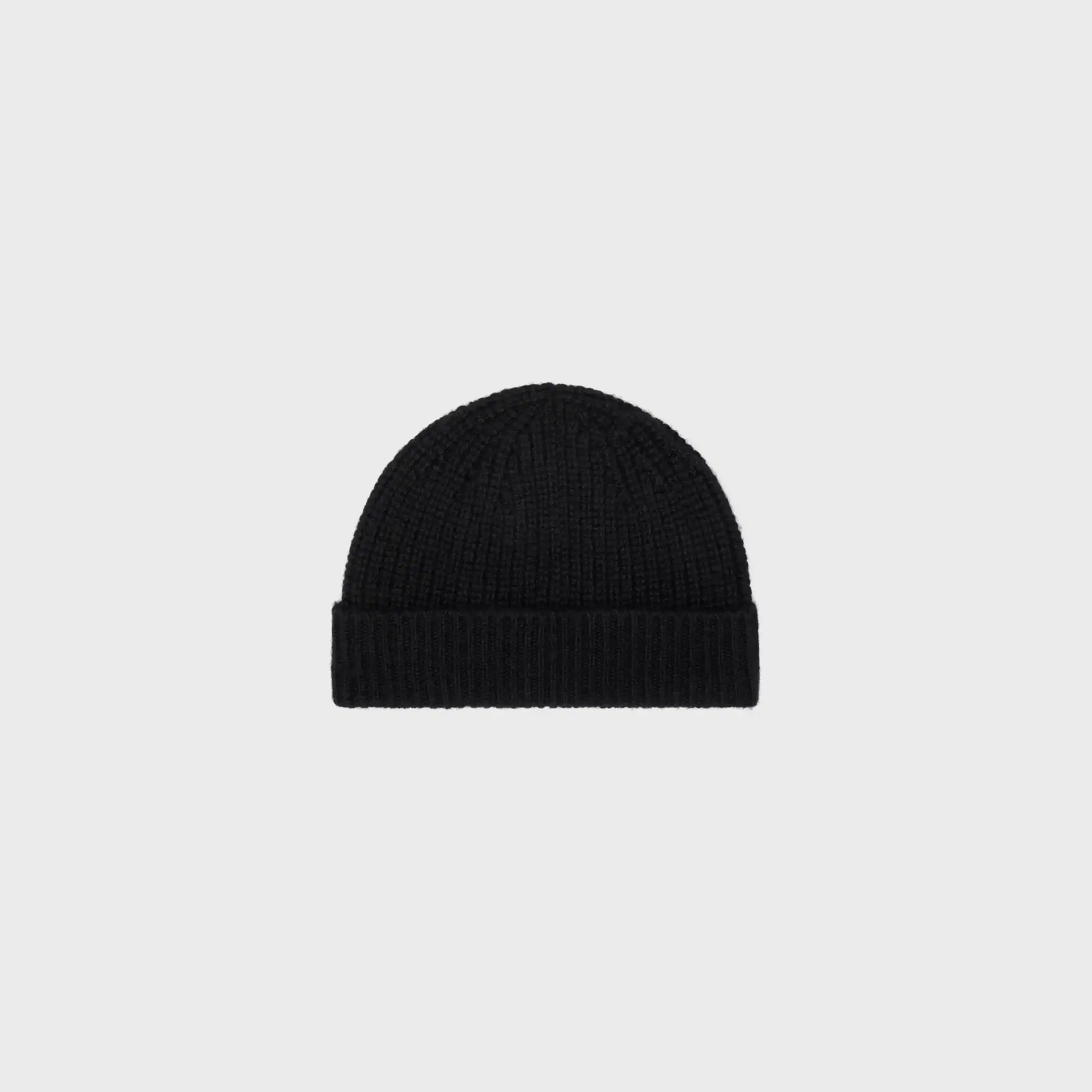 TRIOMPHE BEANIE IN SEAMLESS CASHMERE