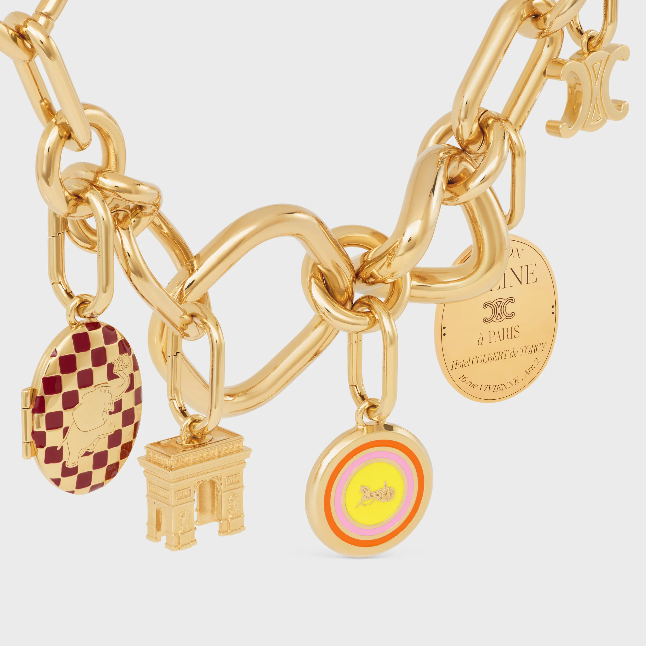 CHARMS SULKY MEDAL IN ENAMEL ANS BRASS WITH GOLD FINISH