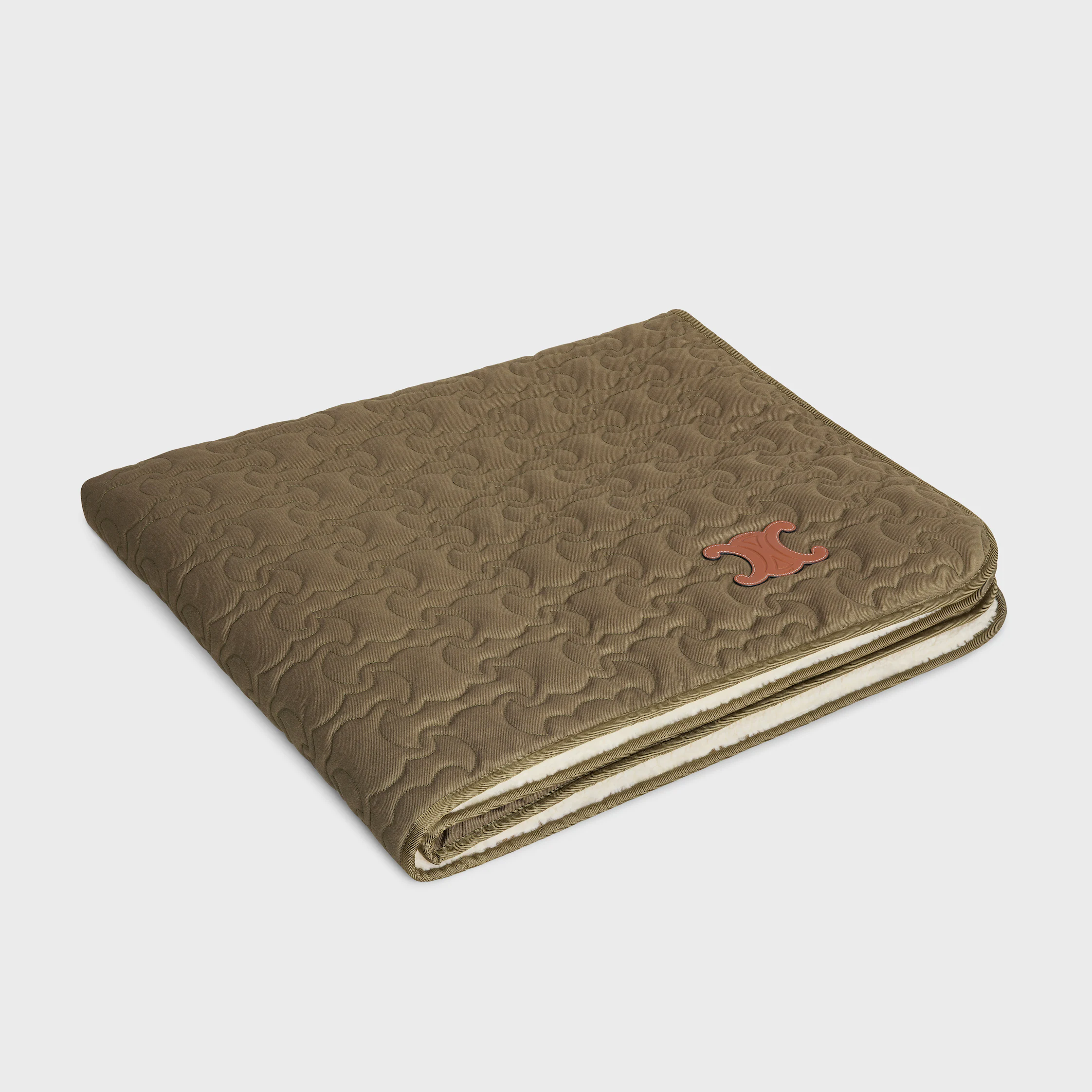 Dog blanket in quilted gabardine textile and wool