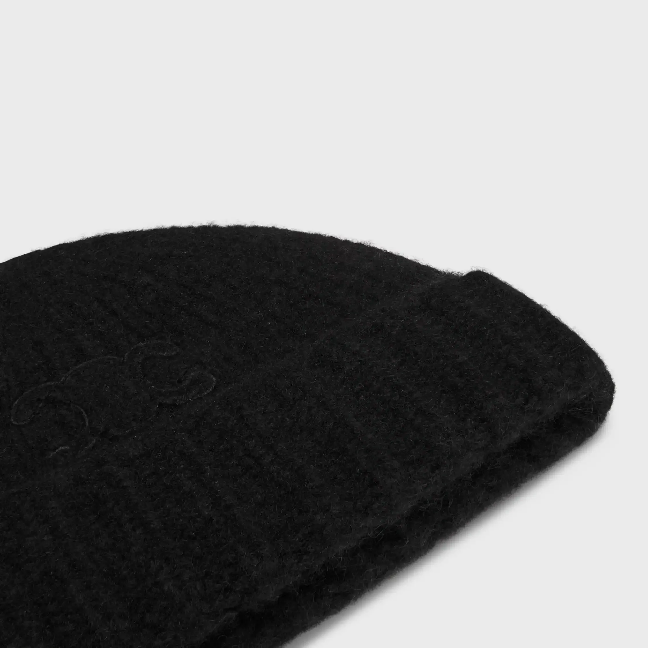 triomphe beanie IN cashmere silk