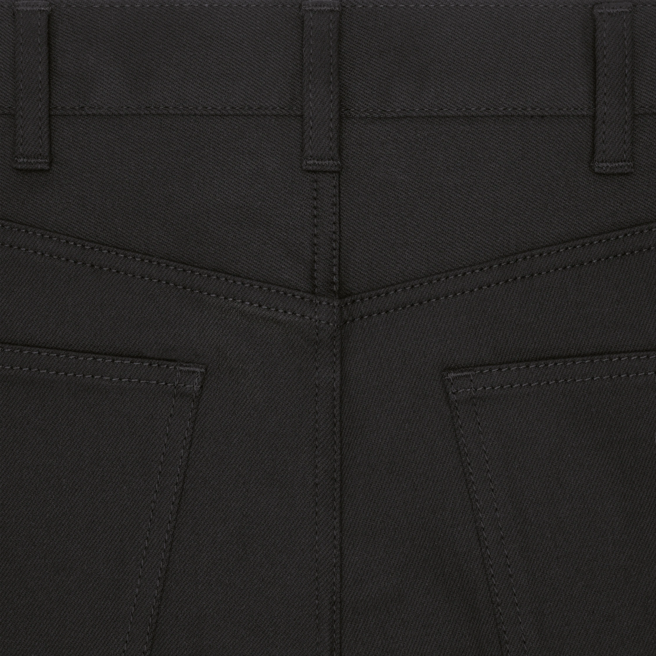 skinny jeans in vintage pure black denim