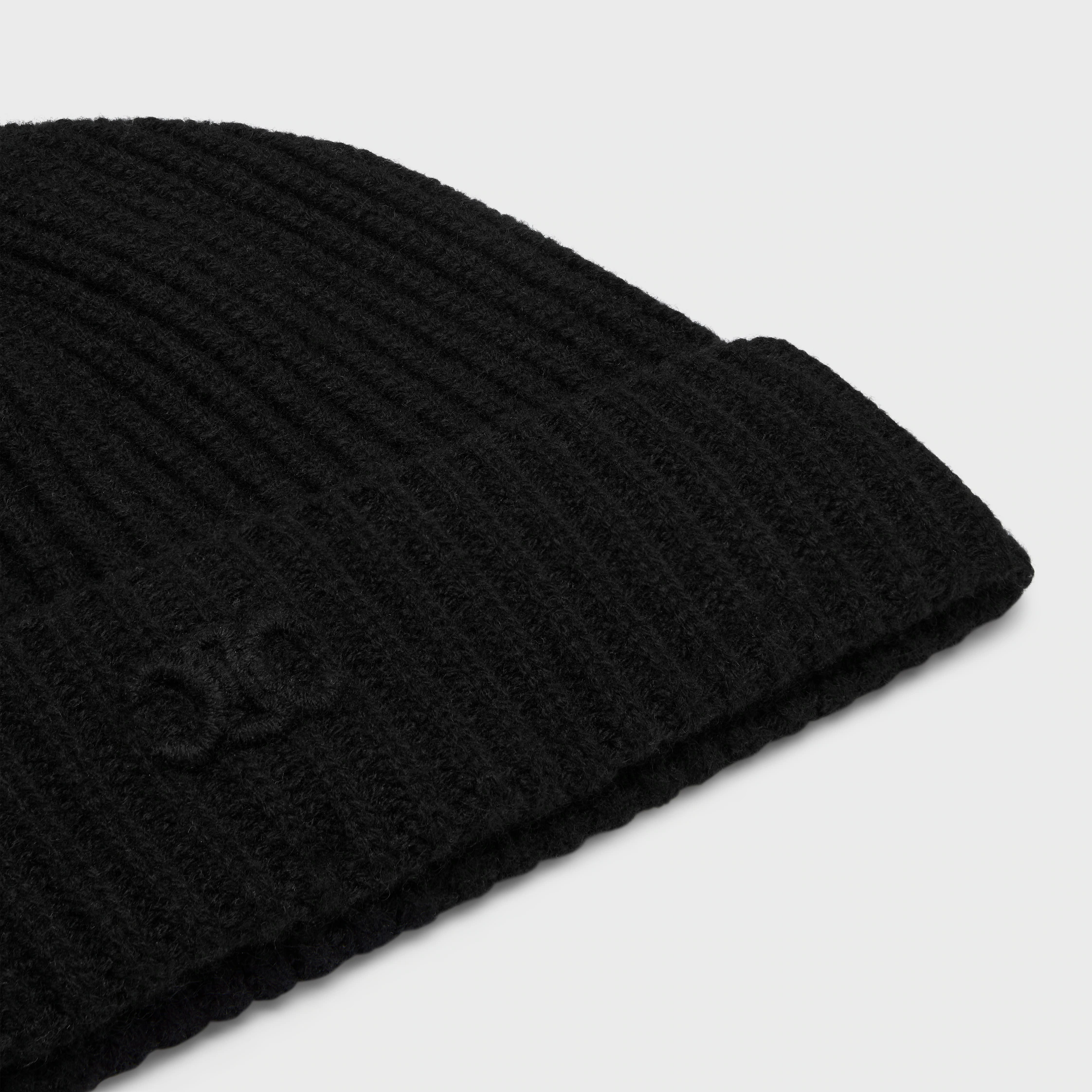 triomphe beanie IN Scottish Cashmere