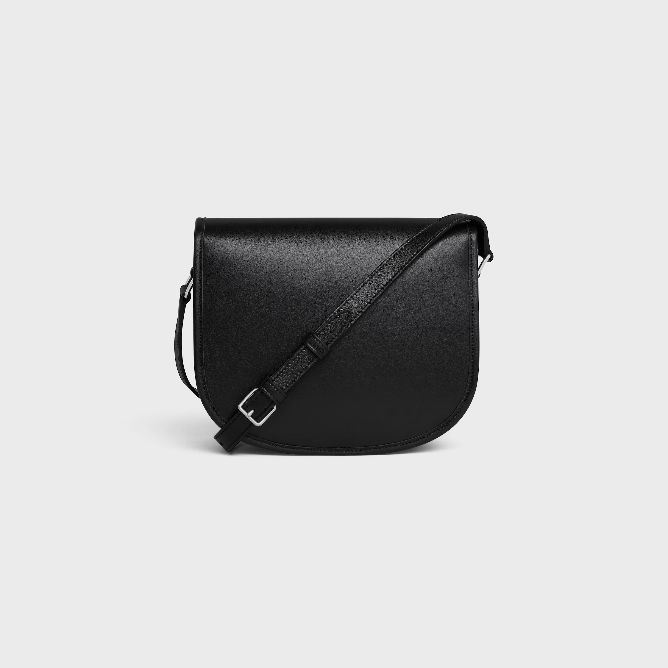 MEDIUM BESACE TRIOMPHE IN SUPPLE NATURAL CALFSKIN