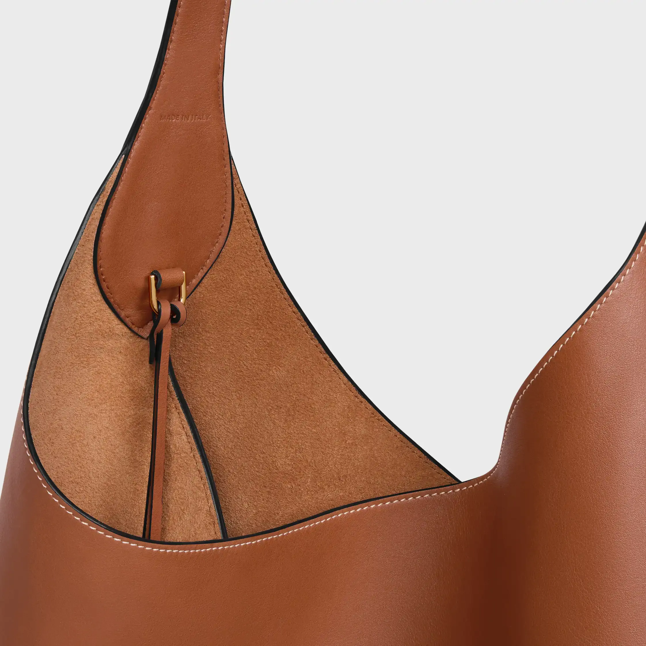 LARGE HOBO IN SUPPLE NATURAL CALFSKIN