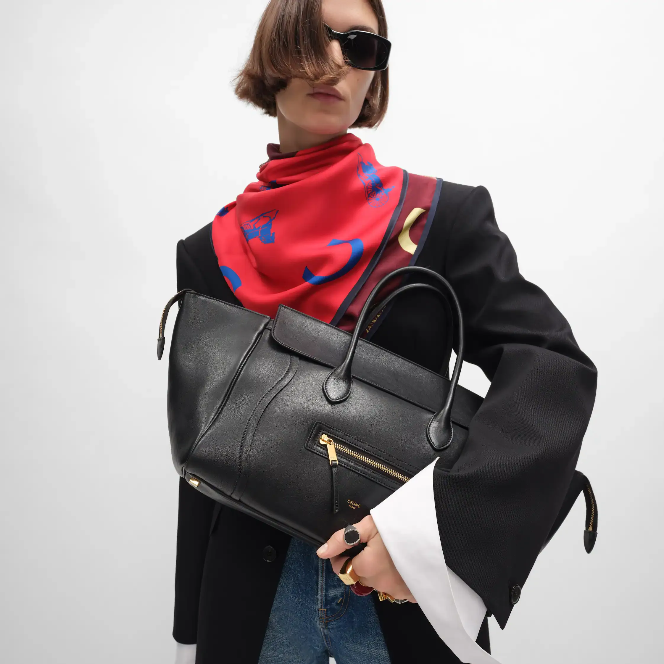 LUGGAGE IN SUPPLE SHINY LAMBSKIN