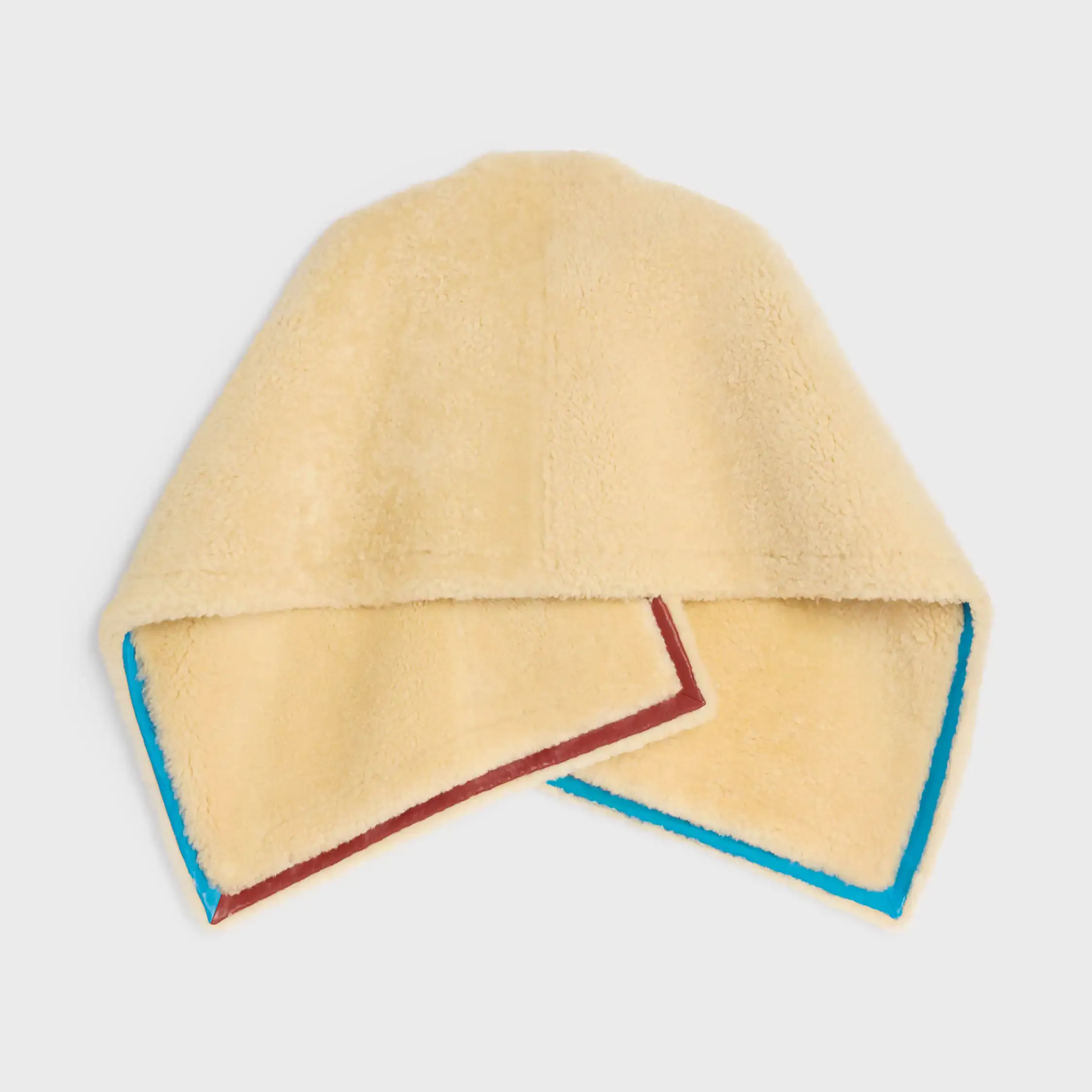 cape IN lambskin shearling